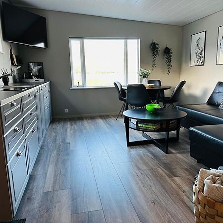 Cosy Lakeview Cabin 45 Minutes From Reykjavik Мосфелсбайр Екстериор снимка