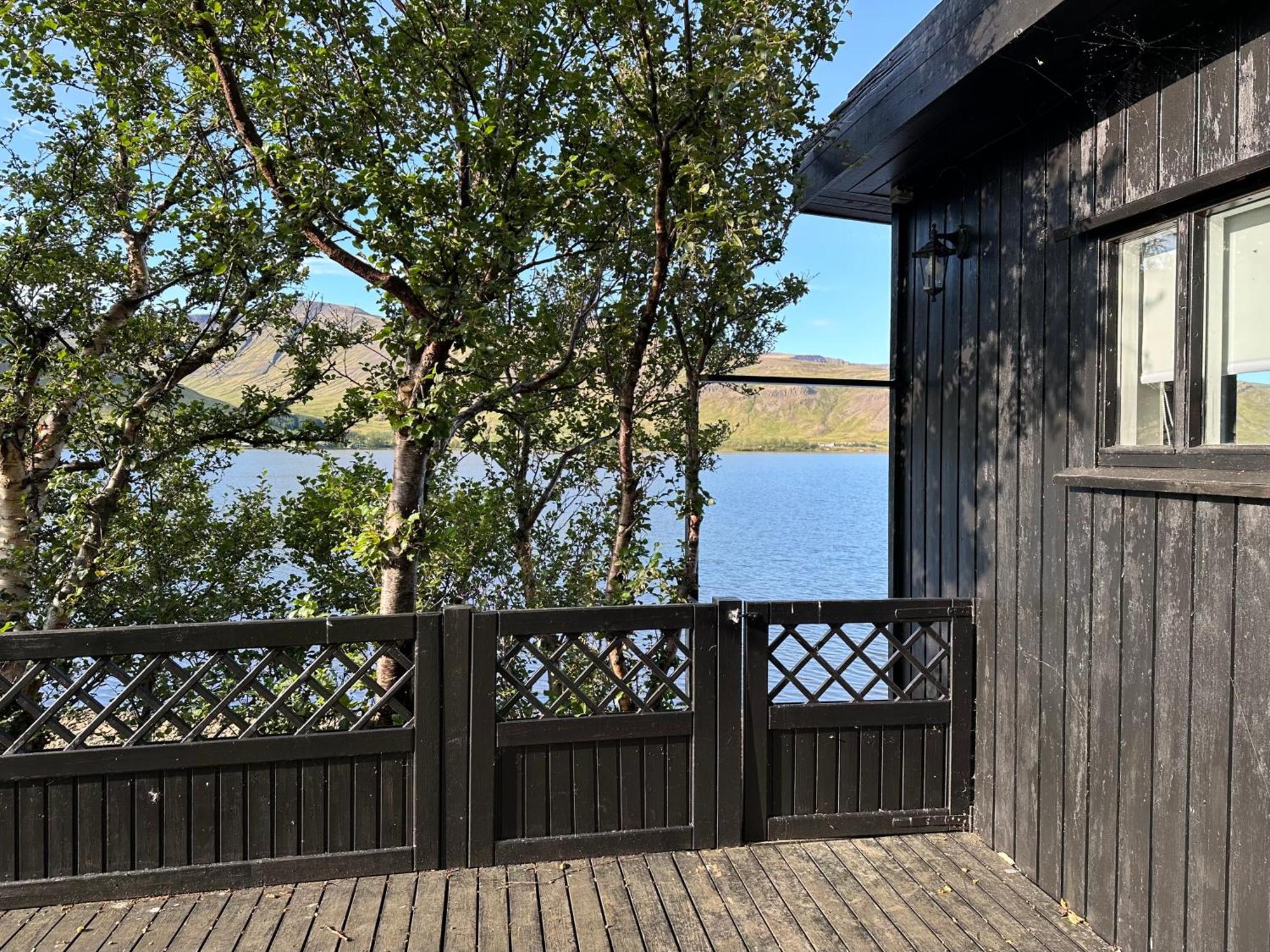 Cosy Lakeview Cabin 45 Minutes From Reykjavik Мосфелсбайр Екстериор снимка